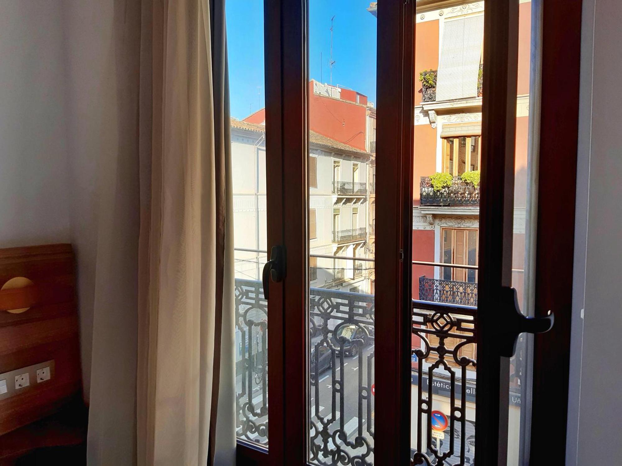19-30 Hotel Valencia